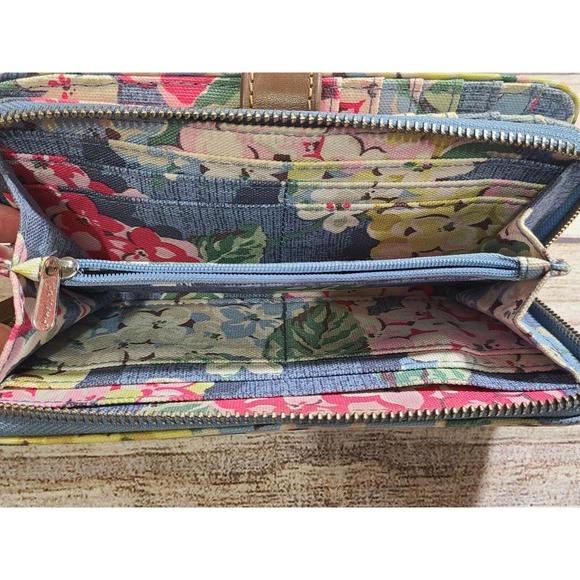 Kath Kidston London Zip Around Wallet Floral Cherry Blossom Oilcloth Cotton PVC - Picture 5 of 6